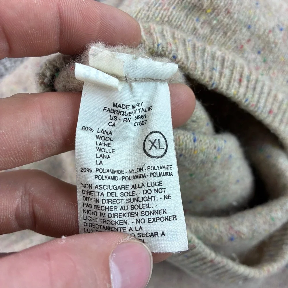 United Colors Of Benetton measures 23in